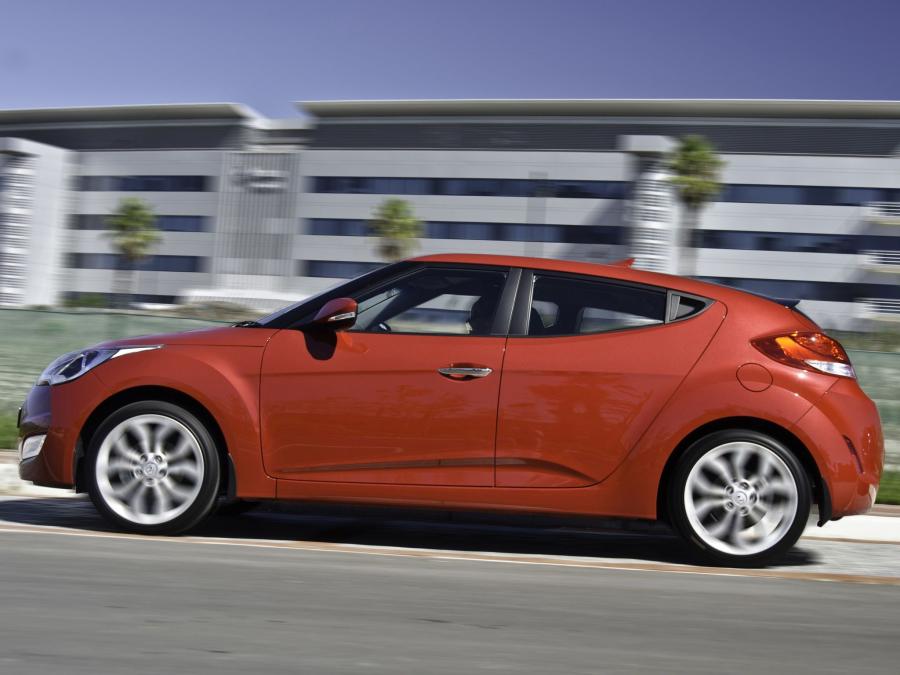  Hyundai Veloster 2012 года  (ZA) (фото 10 из 16)